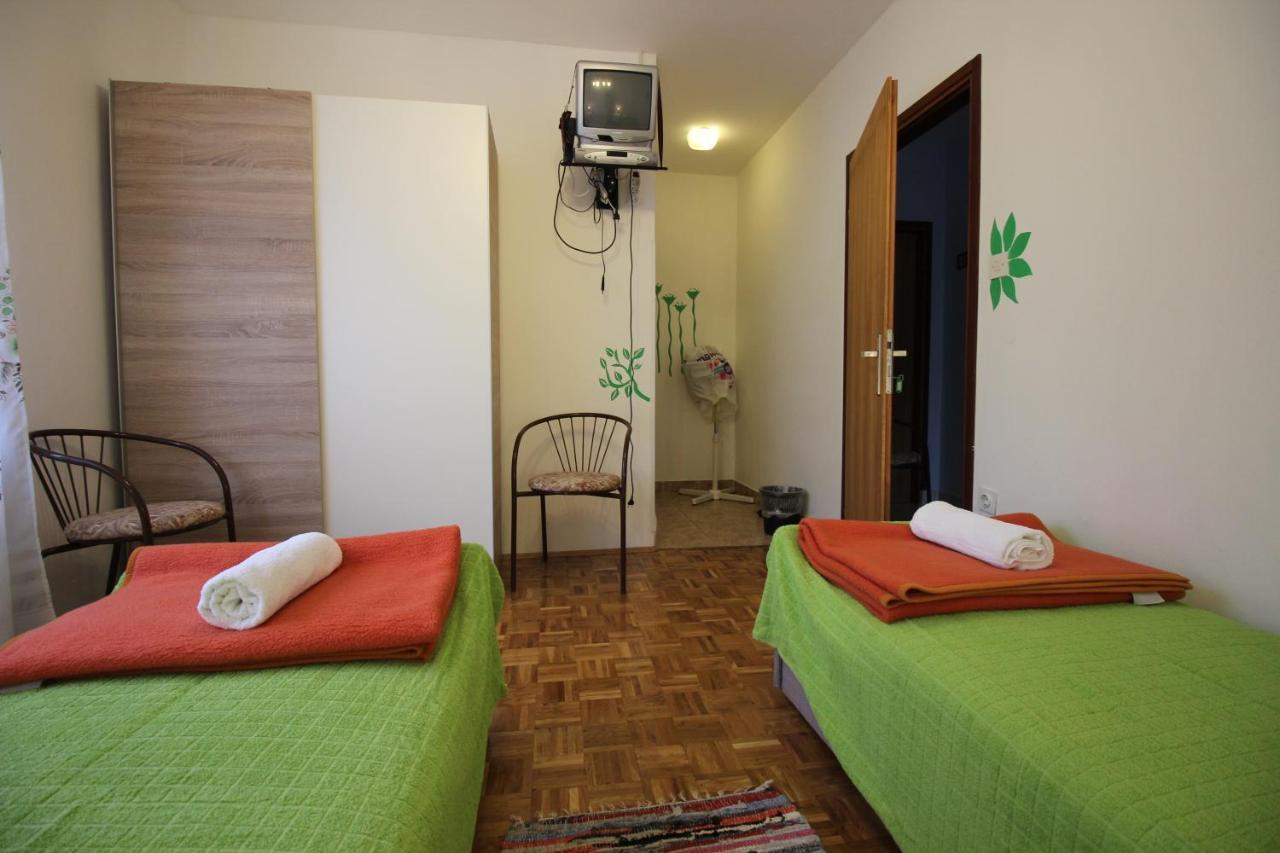 Guesthouse Marija Новий Винодольський Екстер'єр фото