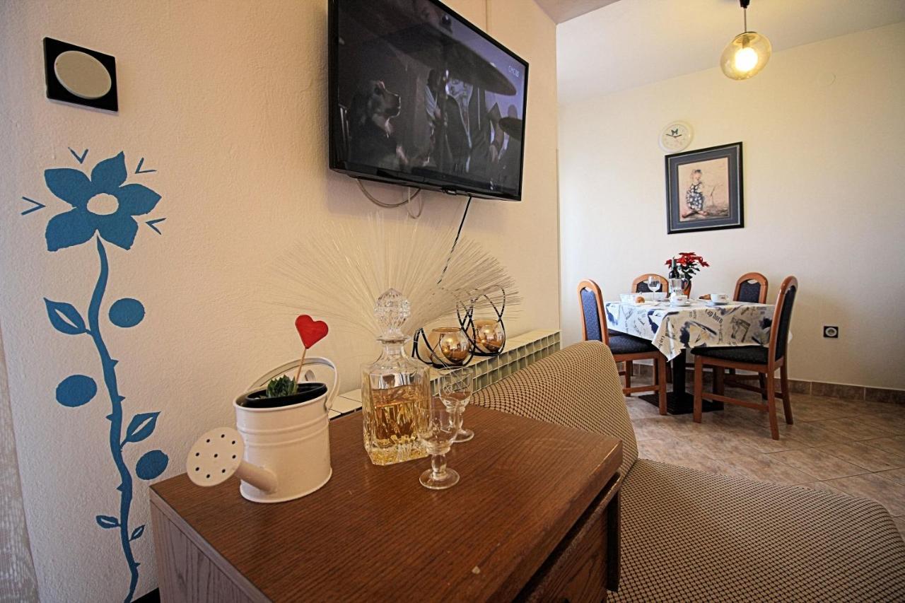 Guesthouse Marija Новий Винодольський Екстер'єр фото