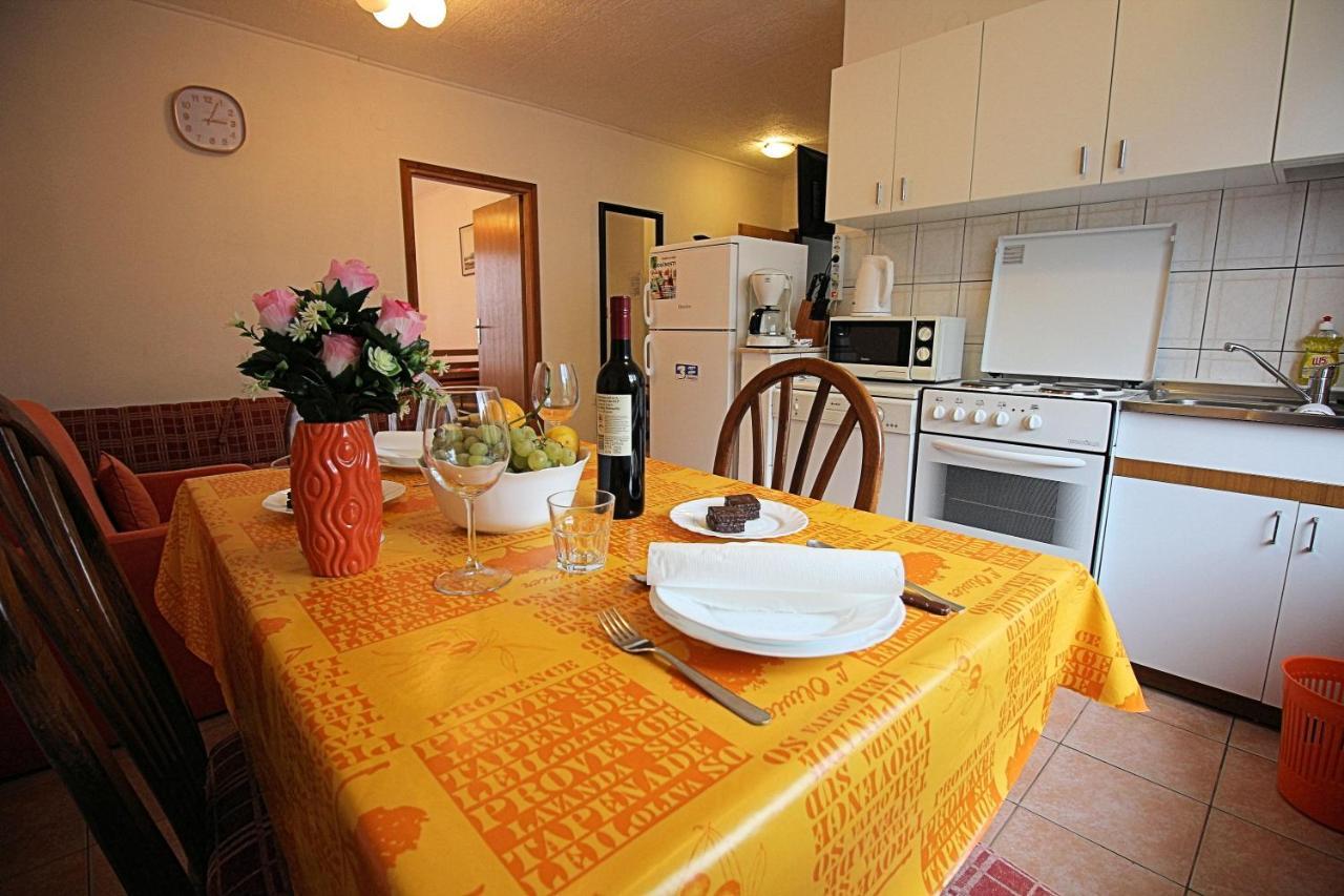 Guesthouse Marija Новий Винодольський Екстер'єр фото