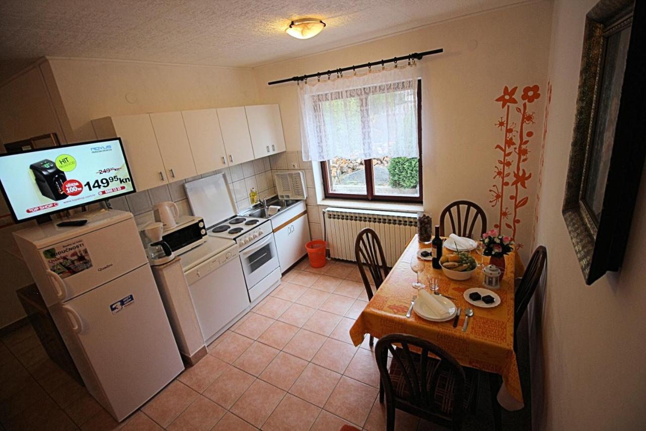 Guesthouse Marija Новий Винодольський Екстер'єр фото