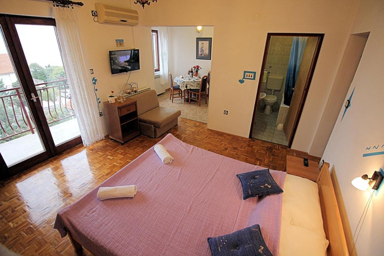 Guesthouse Marija Новий Винодольський Екстер'єр фото